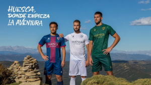 Magliette_calcio_SD_Huesca_2020_21_seconda_(1)